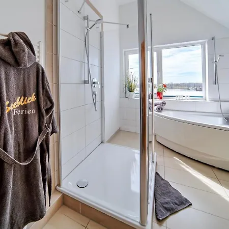 Kapteins Lounge By Seeblick Ferien Oro Apartment